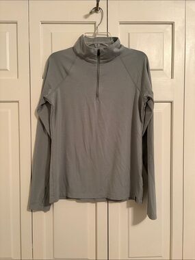 Free Fly Apparel Women's Light Gray Half-Zip Pullover size XS